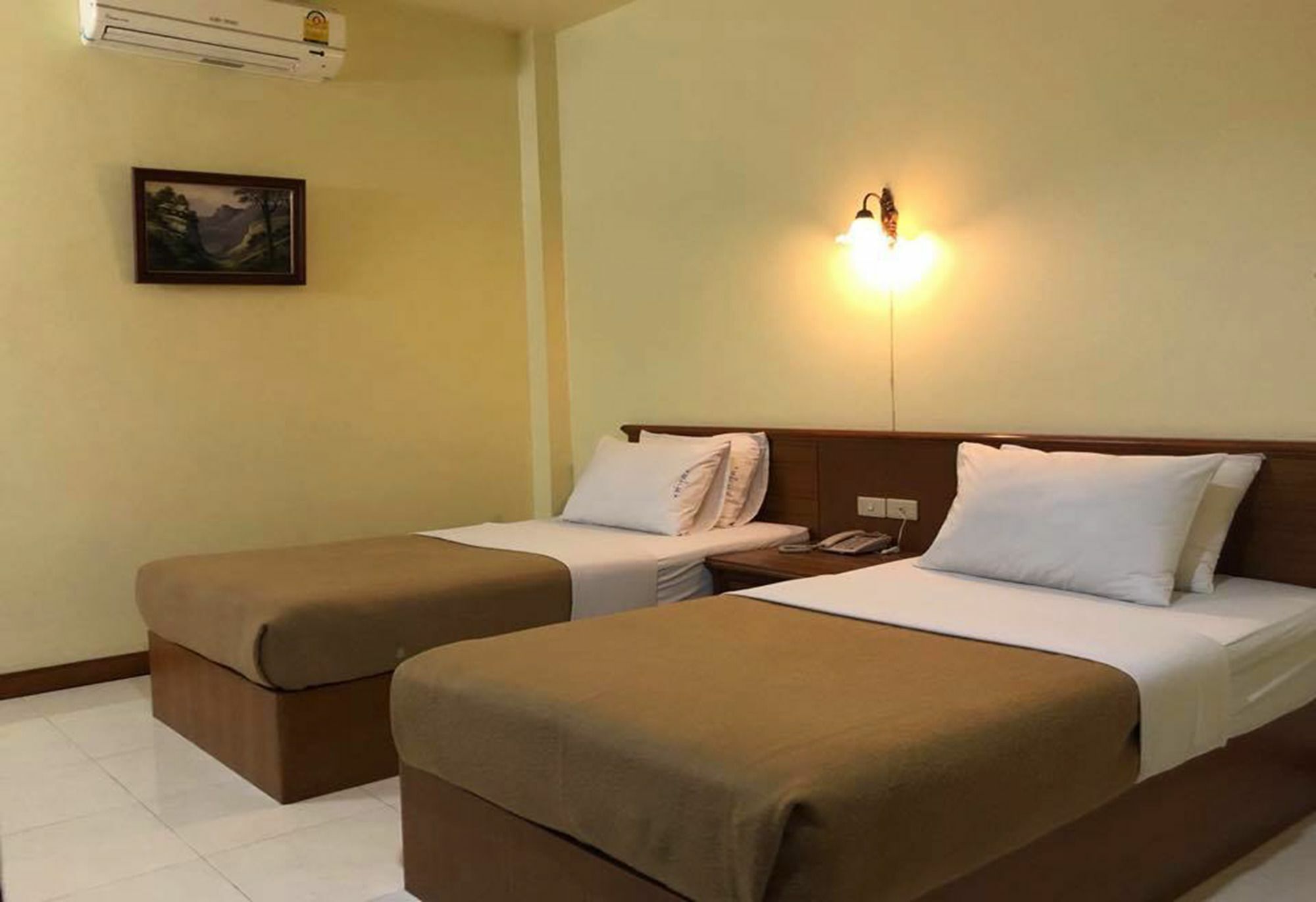 Lisa Chiang Mai Hotell Eksteriør bilde